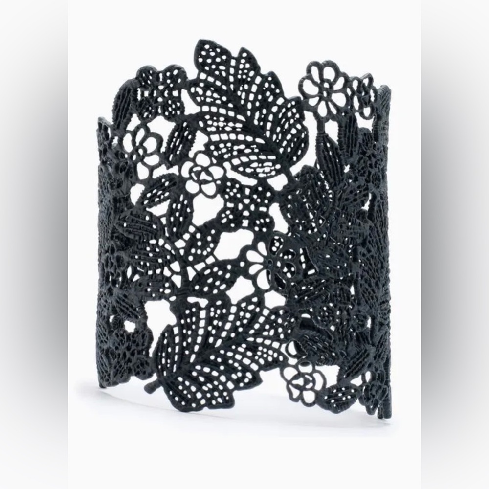 Stella & Dot Black Chantilly Lace Cuff